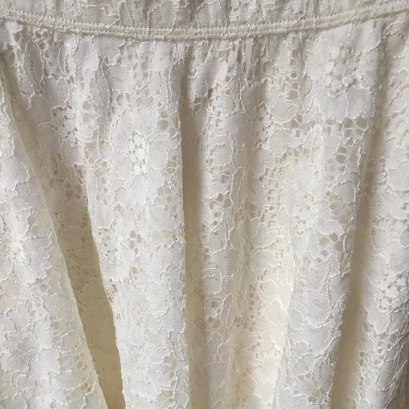 Hollister small Ivory Lace Short Skirt - Picture 3 of 4